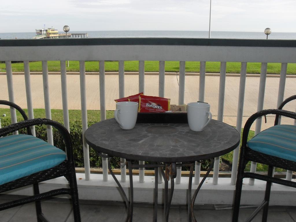 Casa Del Mar Beachfront Suites Galveston Esterno foto